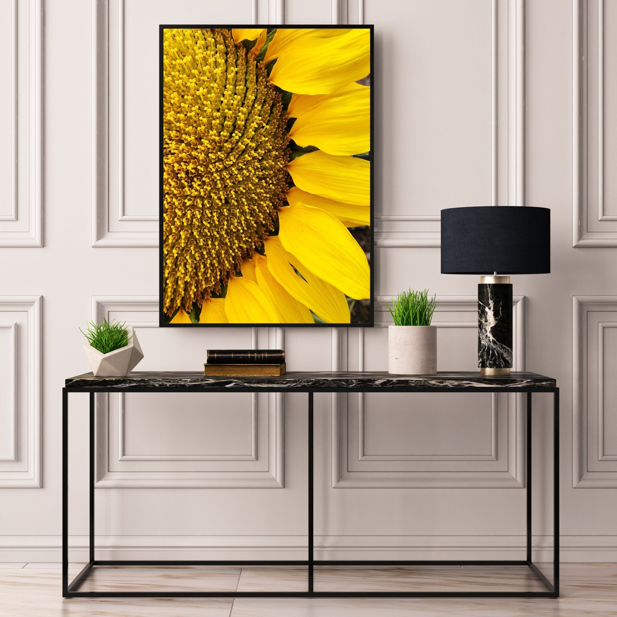 Sunflower Upclose - D'Luxe Prints
